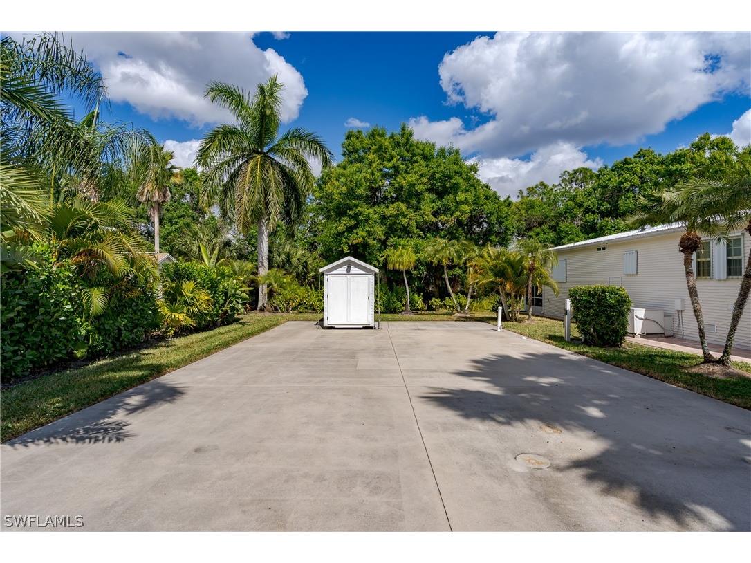 1076 Diamond Lake Circle Naples FL 34114 226007498 image34