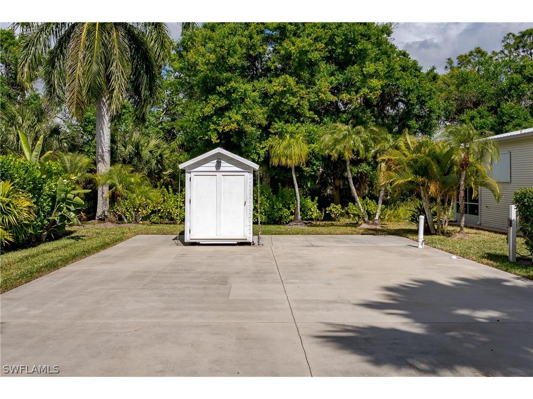 1076 Diamond Lake Circle Naples FL 34114 226007498 image35