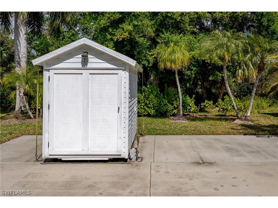 1076 Diamond Lake Circle Naples FL 34114 226007498 image38