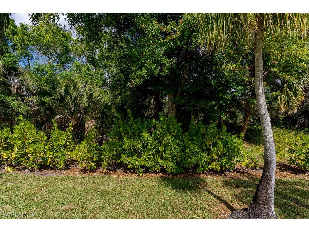 1076 Diamond Lake Circle Naples FL 34114 226007498 image6