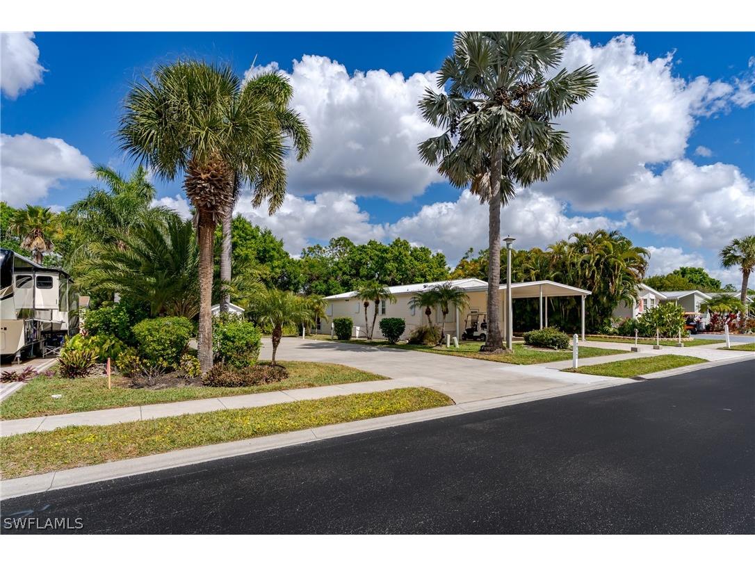 1076 Diamond Lake Circle Naples FL 34114 226007498 image8