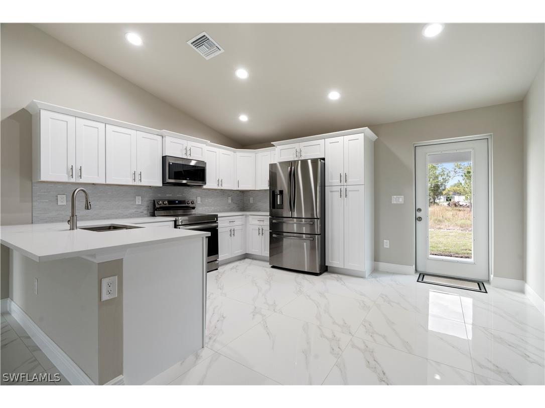 1076 Gunby Avenue S Lehigh Acres FL 33974 226011665 image16