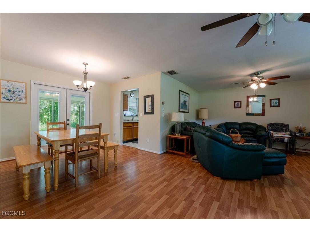 1076 Park Drive Labelle FL 33935 2025012998 image10