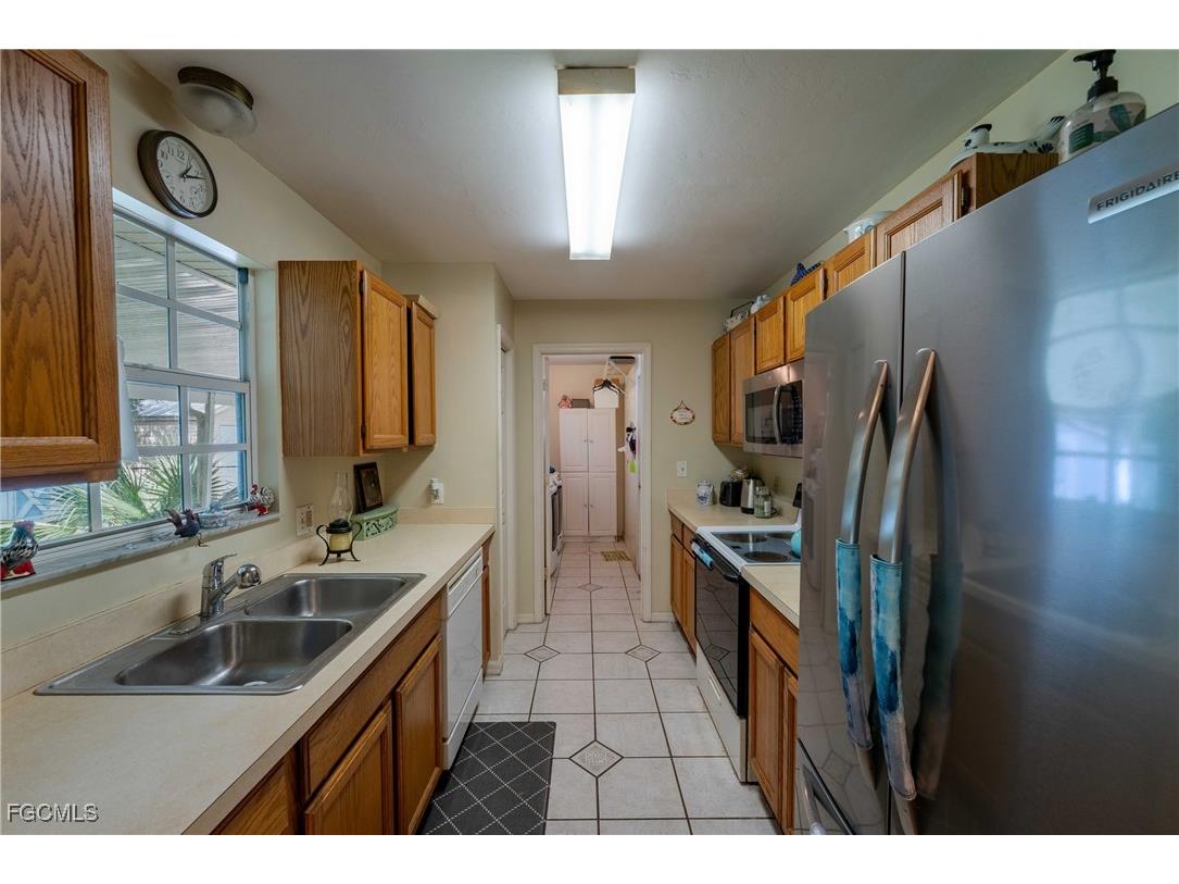 1076 Park Drive Labelle FL 33935 2025012998 image11