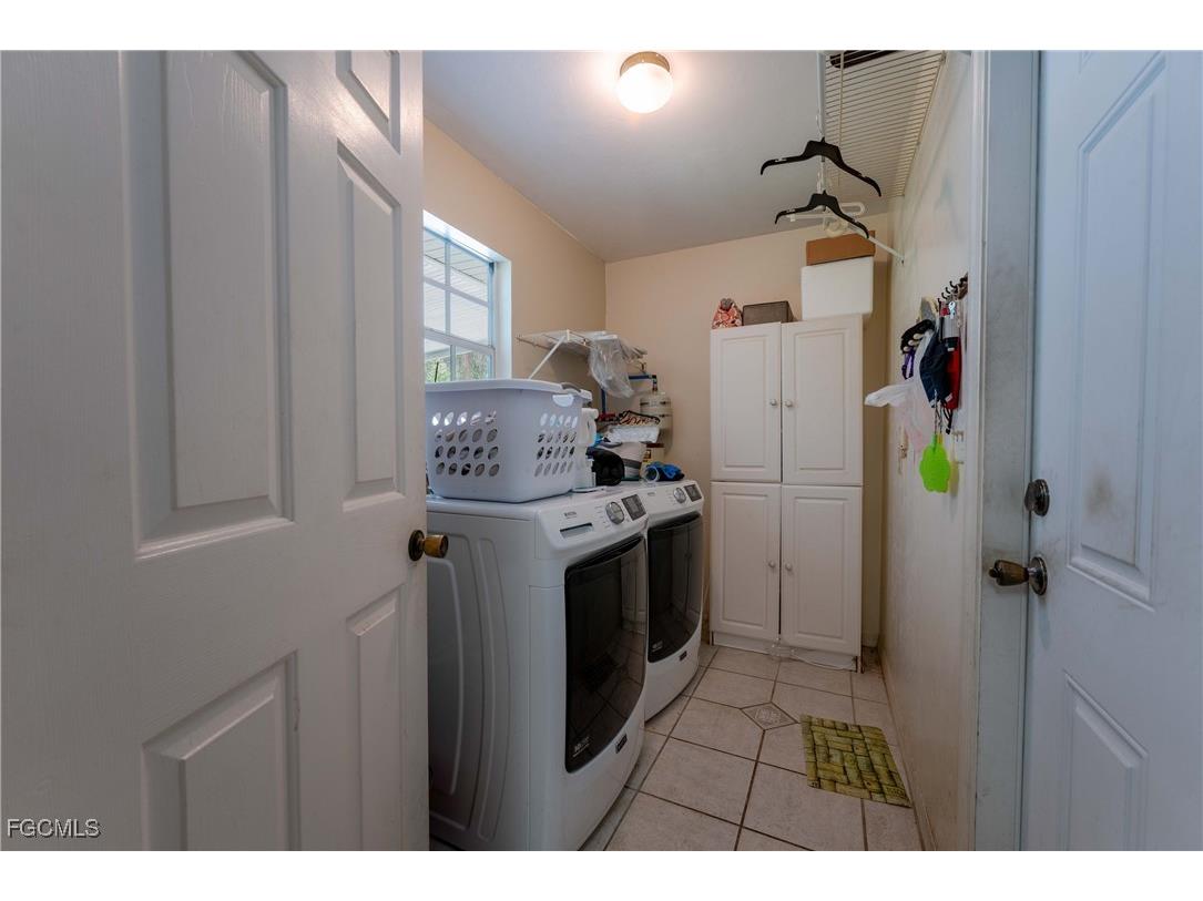 1076 Park Drive Labelle FL 33935 2025012998 image12