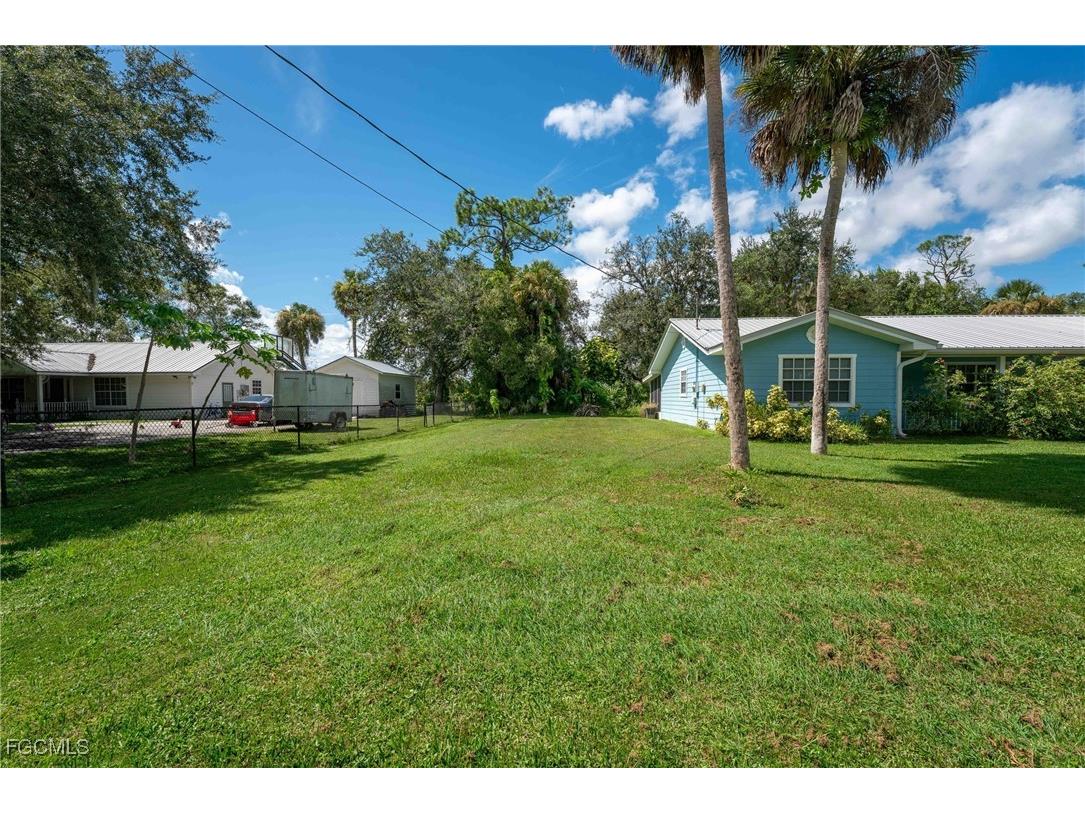 1076 Park Drive Labelle FL 33935 2025012998 image33