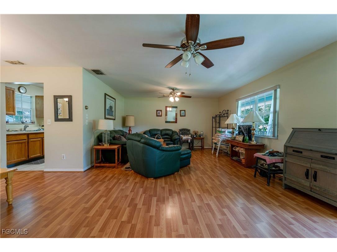 1076 Park Drive Labelle FL 33935 2025012998 image8