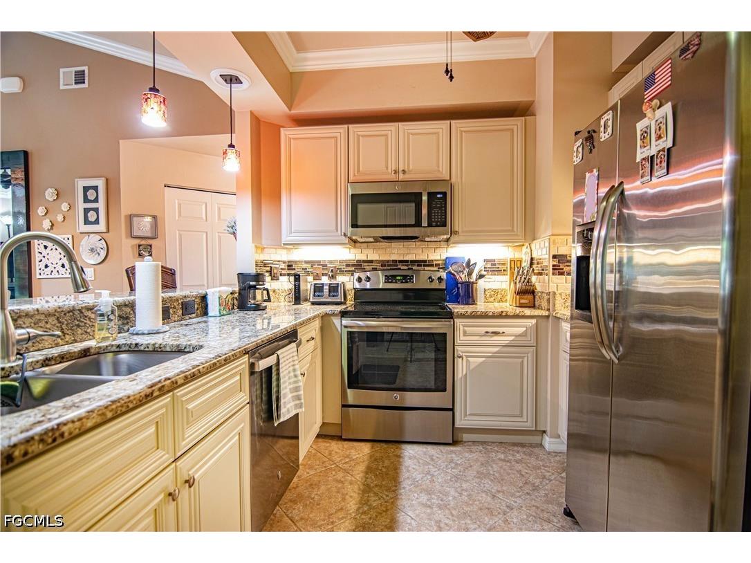 1076 Winding Pines Circle #206 Cape Coral FL 33909 2026022922 image2
