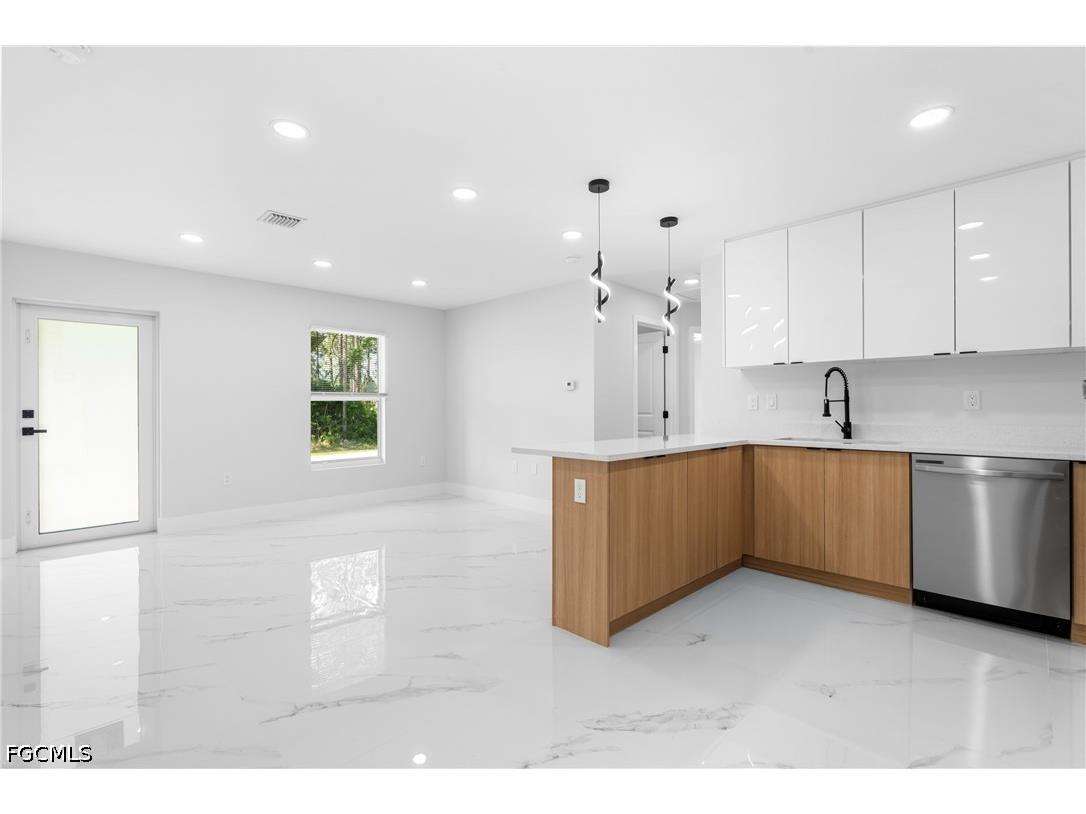 1077 Merry Street E Lehigh Acres FL 33974 2026020220 image10