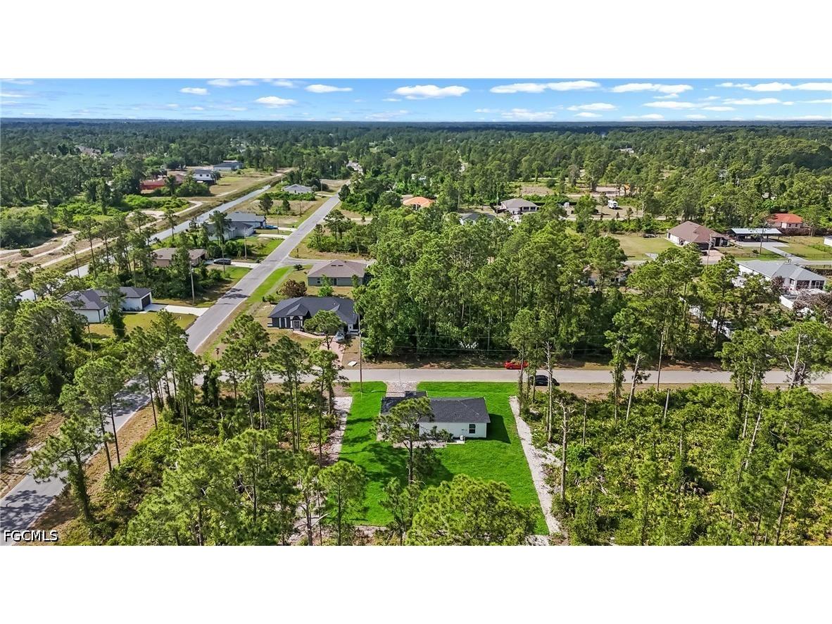 1077 Merry Street E Lehigh Acres FL 33974 2026020220 image11