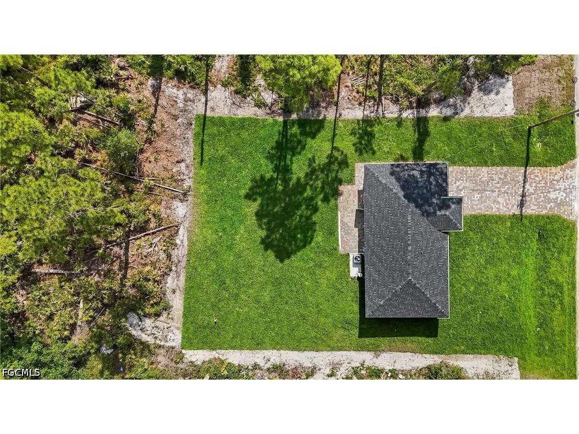1077 Merry Street E Lehigh Acres FL 33974 2026020220 image3