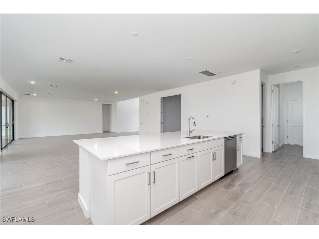 10777 Timber Creek Drive Fort Myers FL 33913 225067437 image8