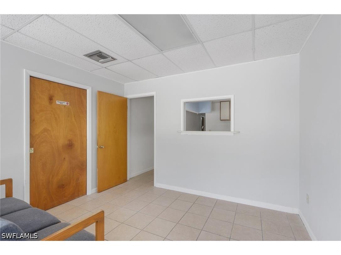 1078 1080 1082 6th Avenue N #18 19 20 Naples FL 34102 226015693 image14