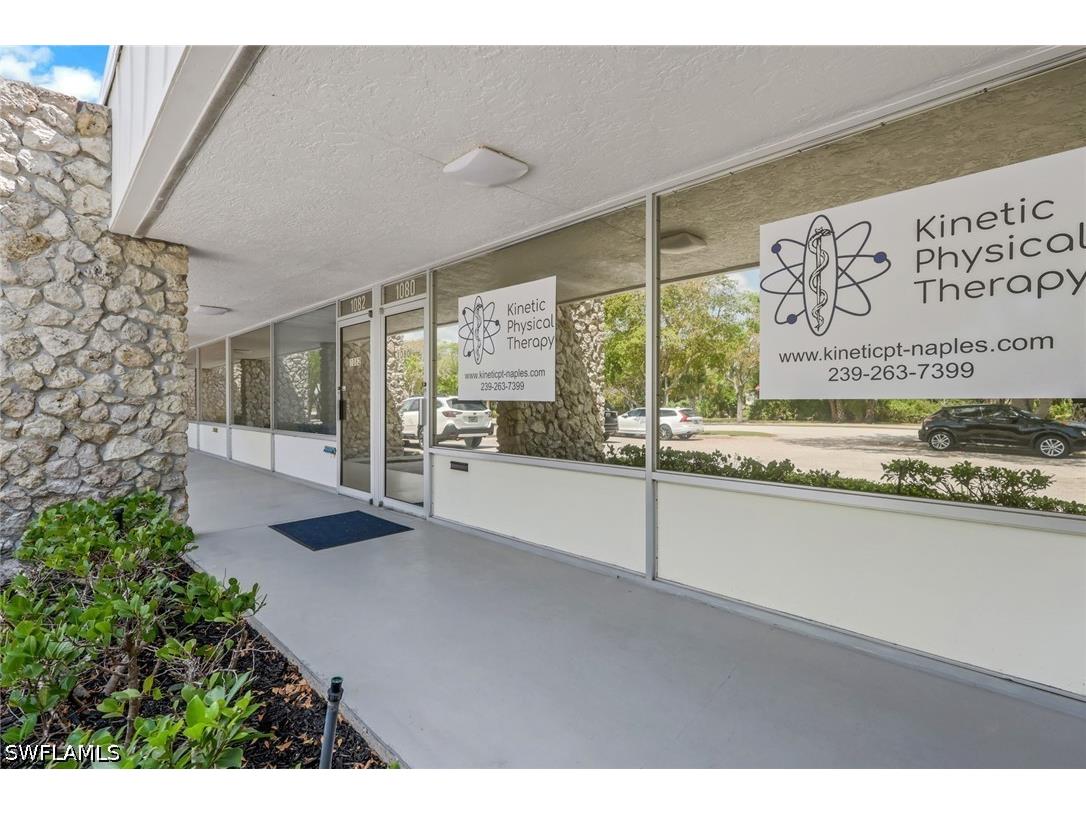 1078 1080 1082 6th Avenue N #18 19 20 Naples FL 34102 226015693 image5