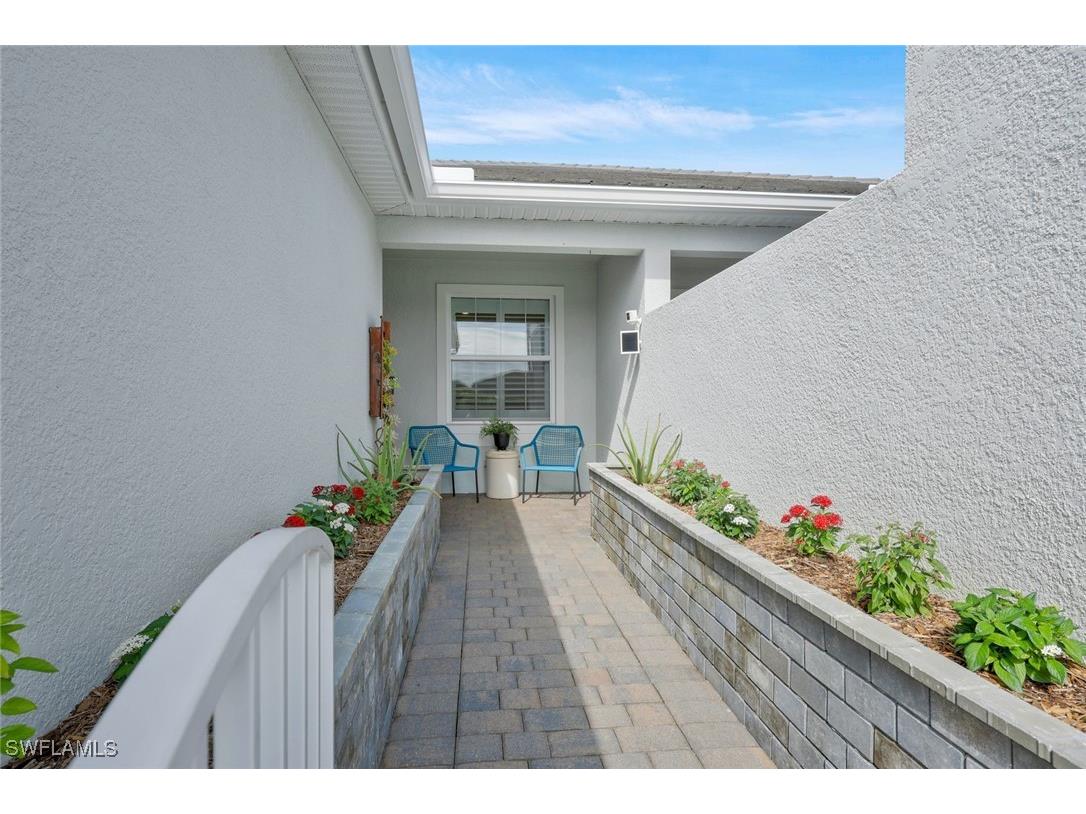 10787 Manatee Key Lane Estero FL 33928 225075559 image3