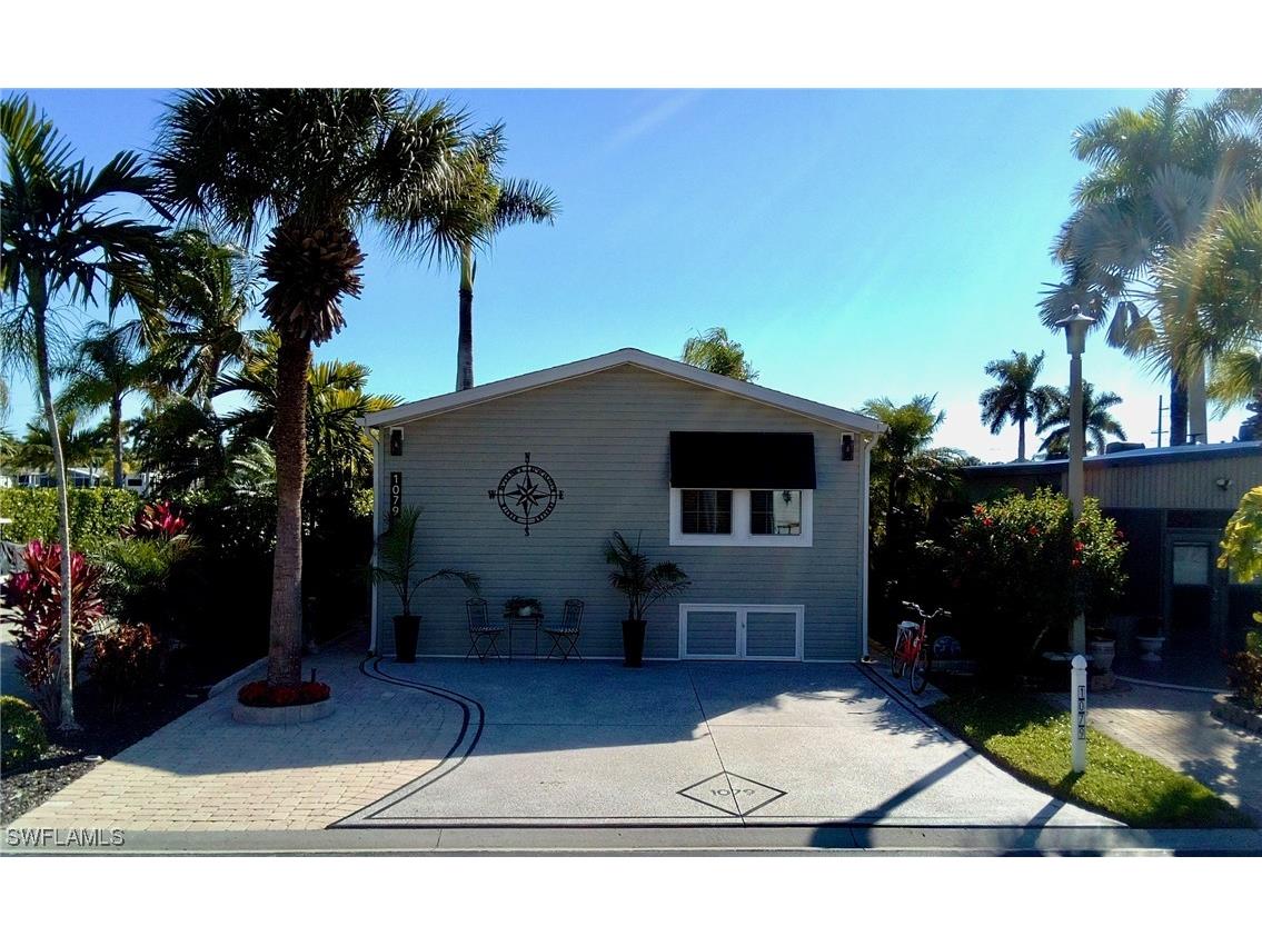 1079 Diamond Lake Circle Naples FL 34114 226001195 image1