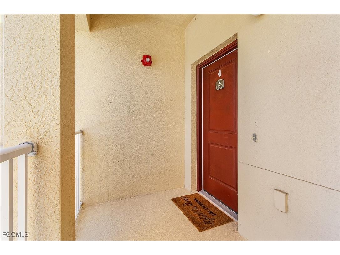 10791 Palazzo Way #301 Fort Myers FL 33913 2025014221 image19
