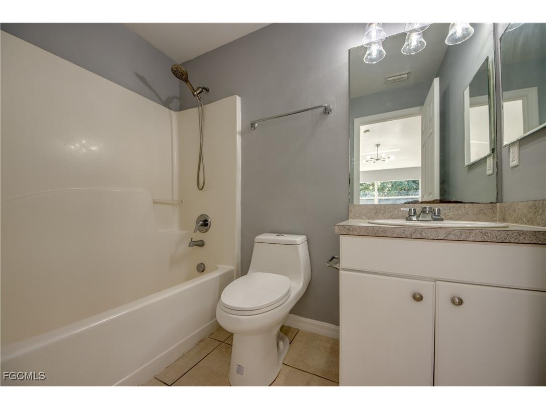 108/110 Gretchen Avenue S Lehigh Acres FL 33973 2025020582 image12