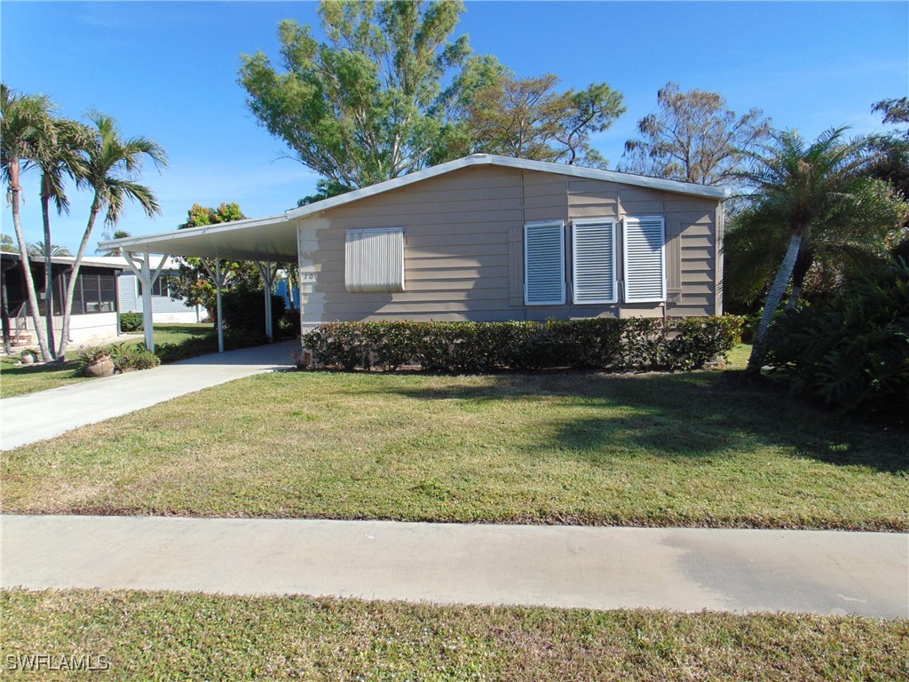 108 Belle Isle Circle Naples FL 34112 223083818 image1