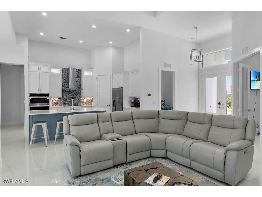 108 Gulfstream Street Marco Island FL 34145 225068966 image6