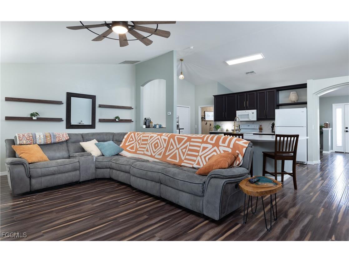 108 NW 28th Street Cape Coral FL 33993 2025017079 image14