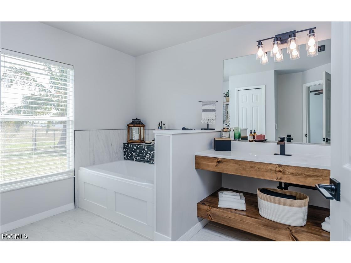 108 NW 28th Street Cape Coral FL 33993 2026024529 image16