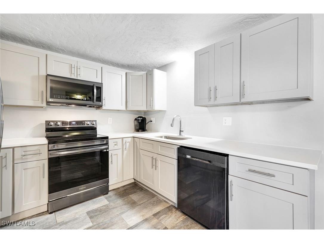 108 Powell Creek Circle North Fort Myers FL 33917 225057349 image6