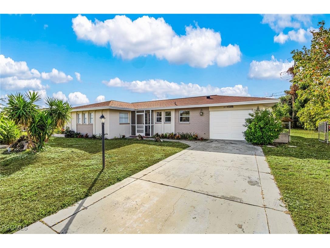 108 SE 42nd Terrace Cape Coral FL 33904 2025024454 image1