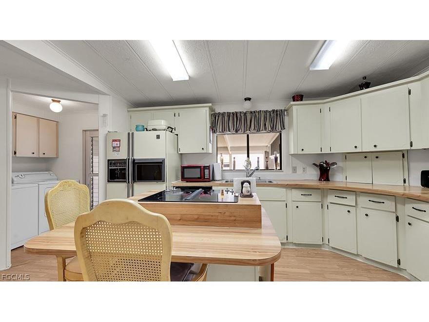 108 Snead Drive North Fort Myers FL 33903 2026003053 image9