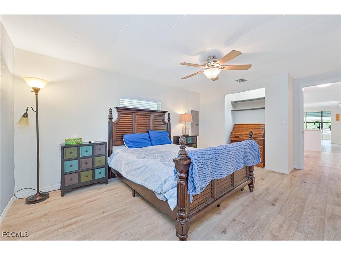 108 Windjammer Way Fort Myers FL 33908 2025011510 image17