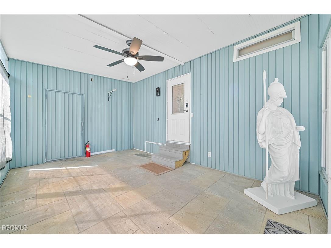 108 Windjammer Way Fort Myers FL 33908 2025011510 image7