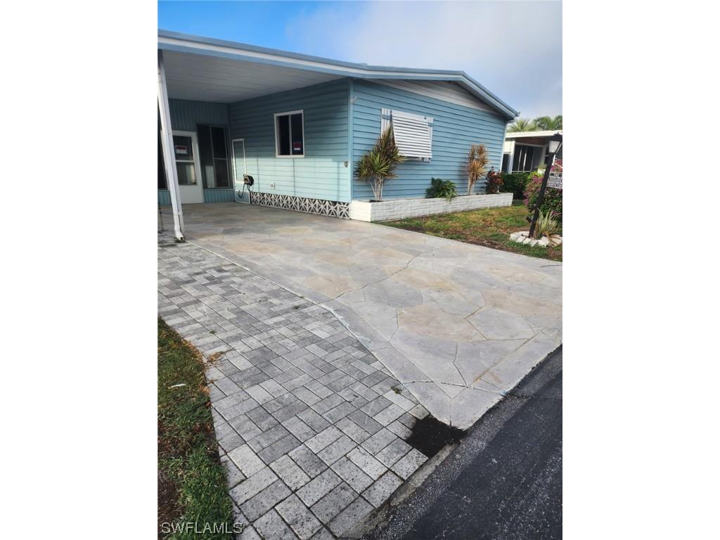 108 Windjammer Way Fort Myers FL 33908 223042177 image1