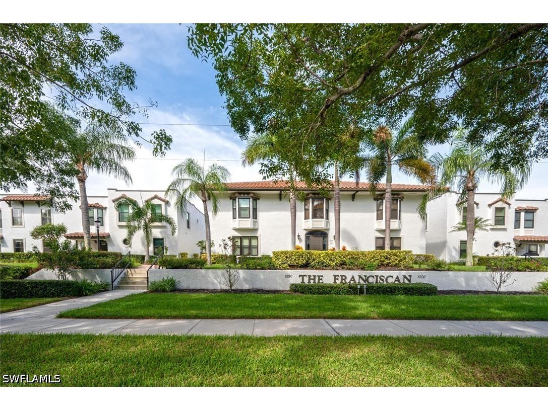 1080 6th Street S Naples FL 34102 226021651 image1