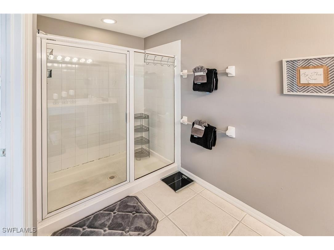 1080 Hampton Circle Naples FL 34105 225068406 image10