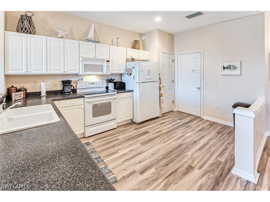 1080 Hampton Circle Naples FL 34105 226021698 image6