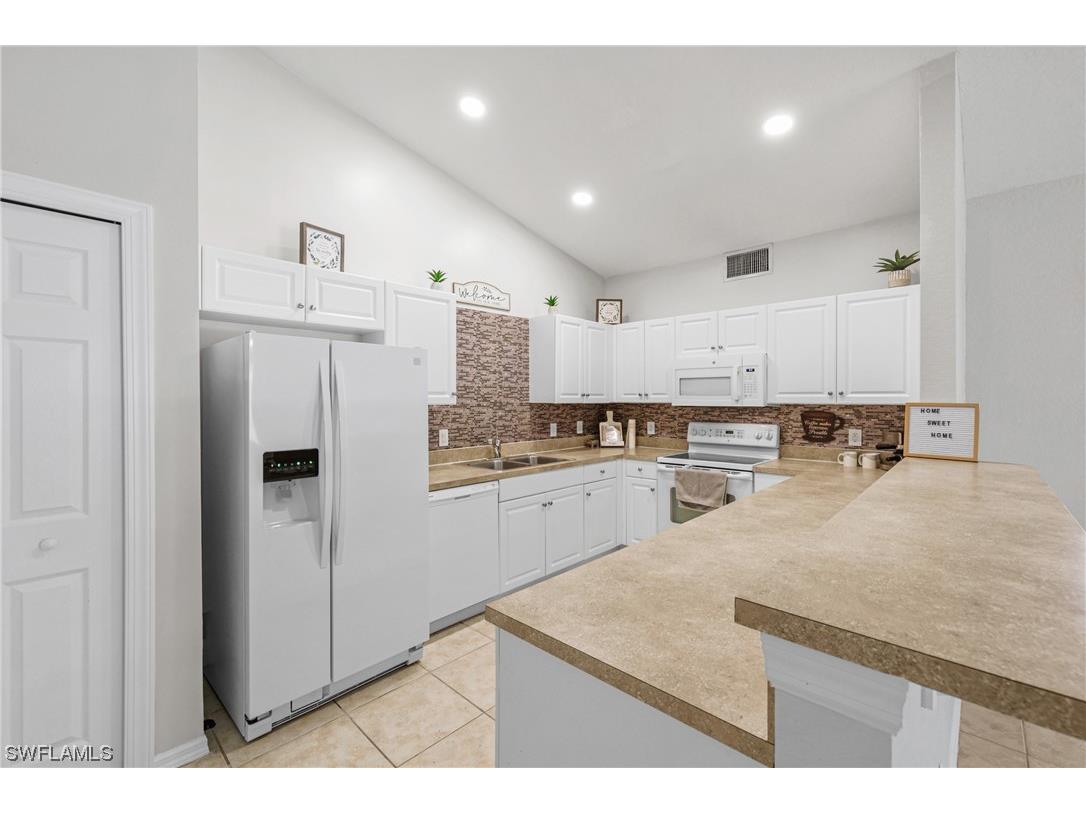 1080 Hancock Creek South Boulevard #203 Cape Coral FL 33909 223065186 image1