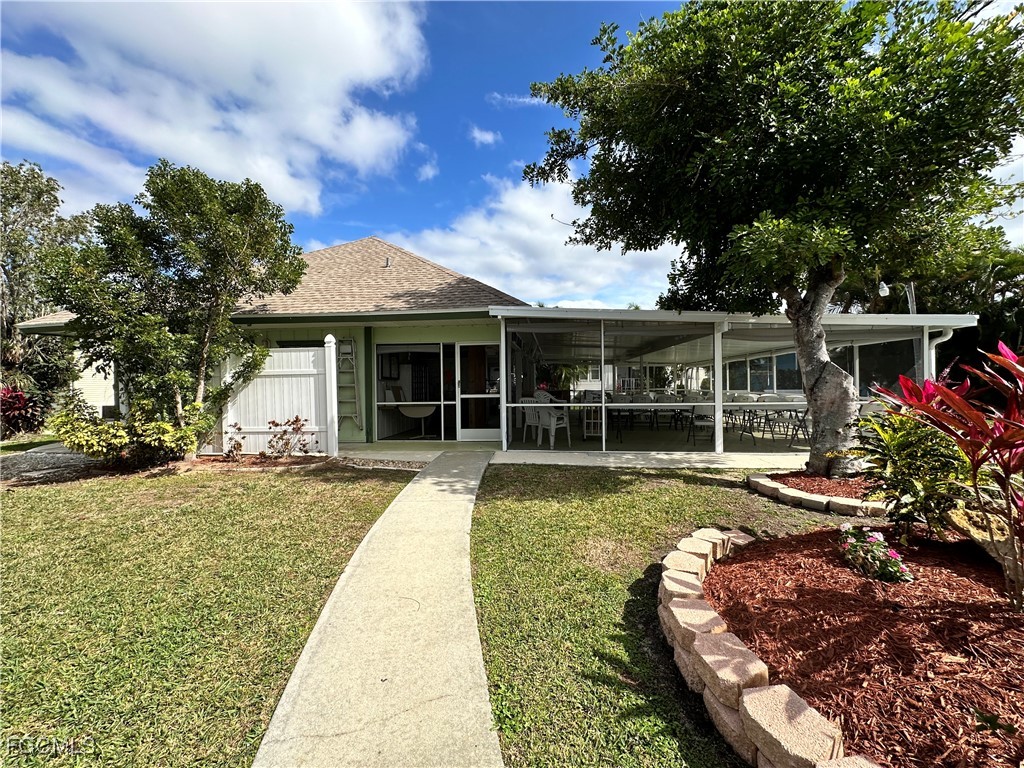 10802 Little Heron Circle Estero FL 33928 2025006488 image23