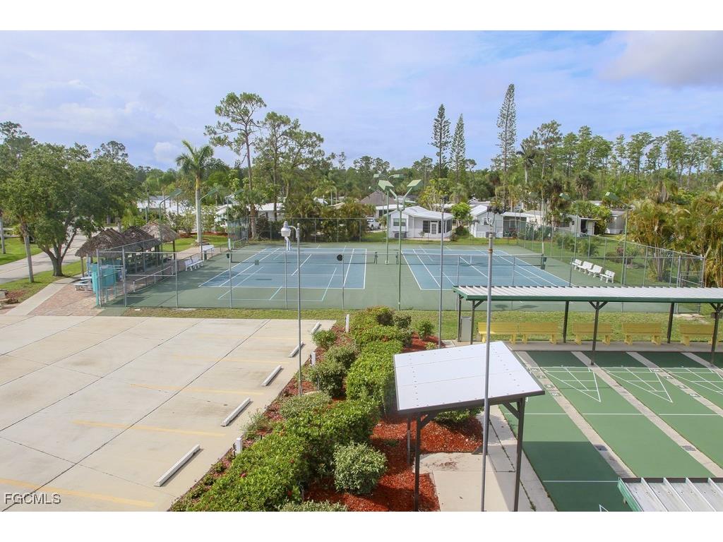 10802 Little Heron Circle Estero FL 33928 2025006488 image33