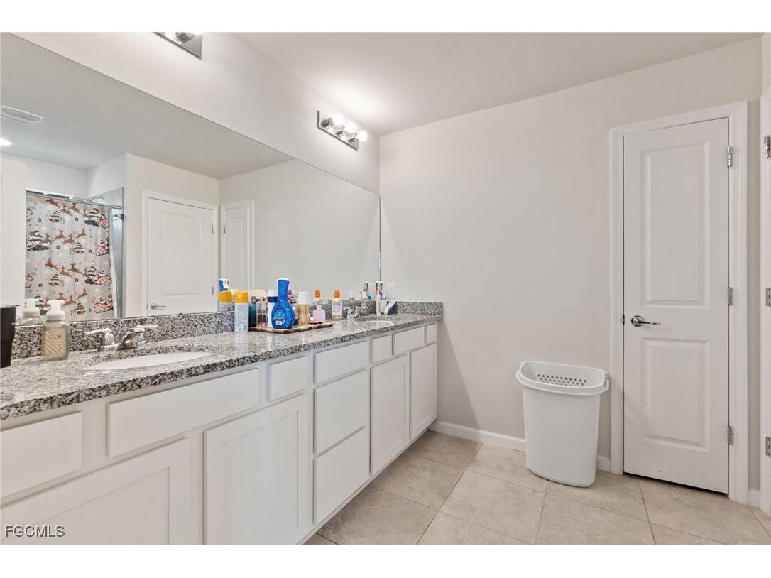 10804 Firebush Circle North Fort Myers FL 33917 2025021833 image16