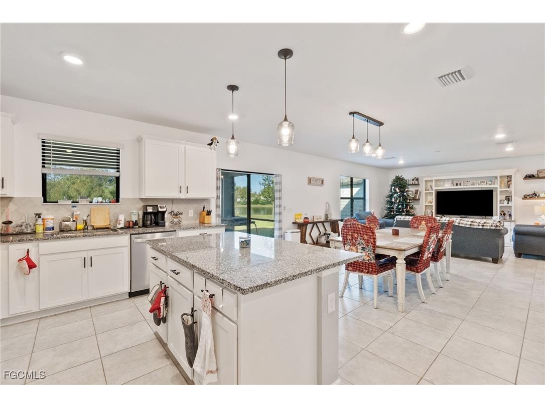 10804 Firebush Circle North Fort Myers FL 33917 2025021833 image4