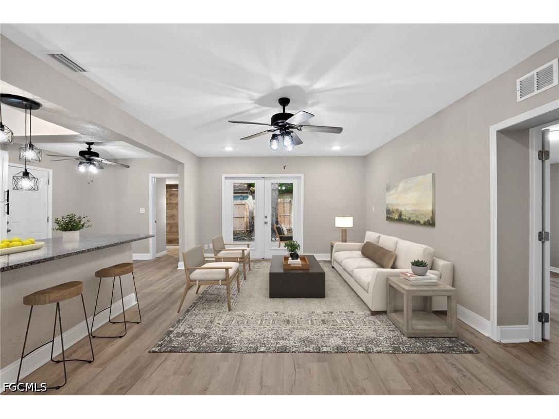 1081 55th Terrace S Saint Petersburg FL 33705 2026018449 image11
