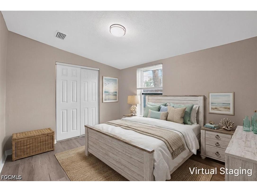 1081 55th Terrace S Saint Petersburg FL 33705 2026018449 image33