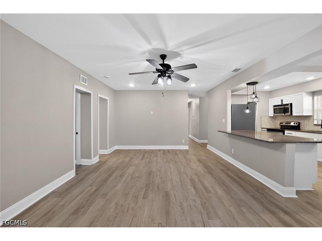 1081 55th Terrace S Saint Petersburg FL 33705 2026018449 image9
