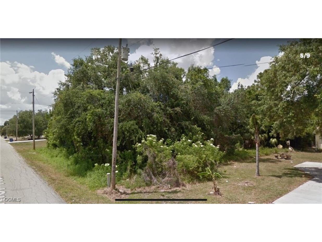 1081 Butler Road North Fort Myers FL 33917 2025000614 image3