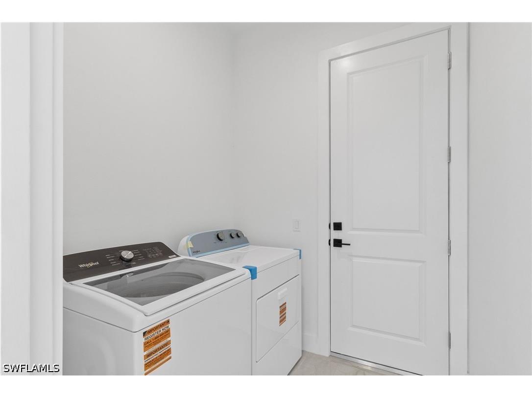 1081 Desoto Boulevard S Naples FL 34117 226018418 image11