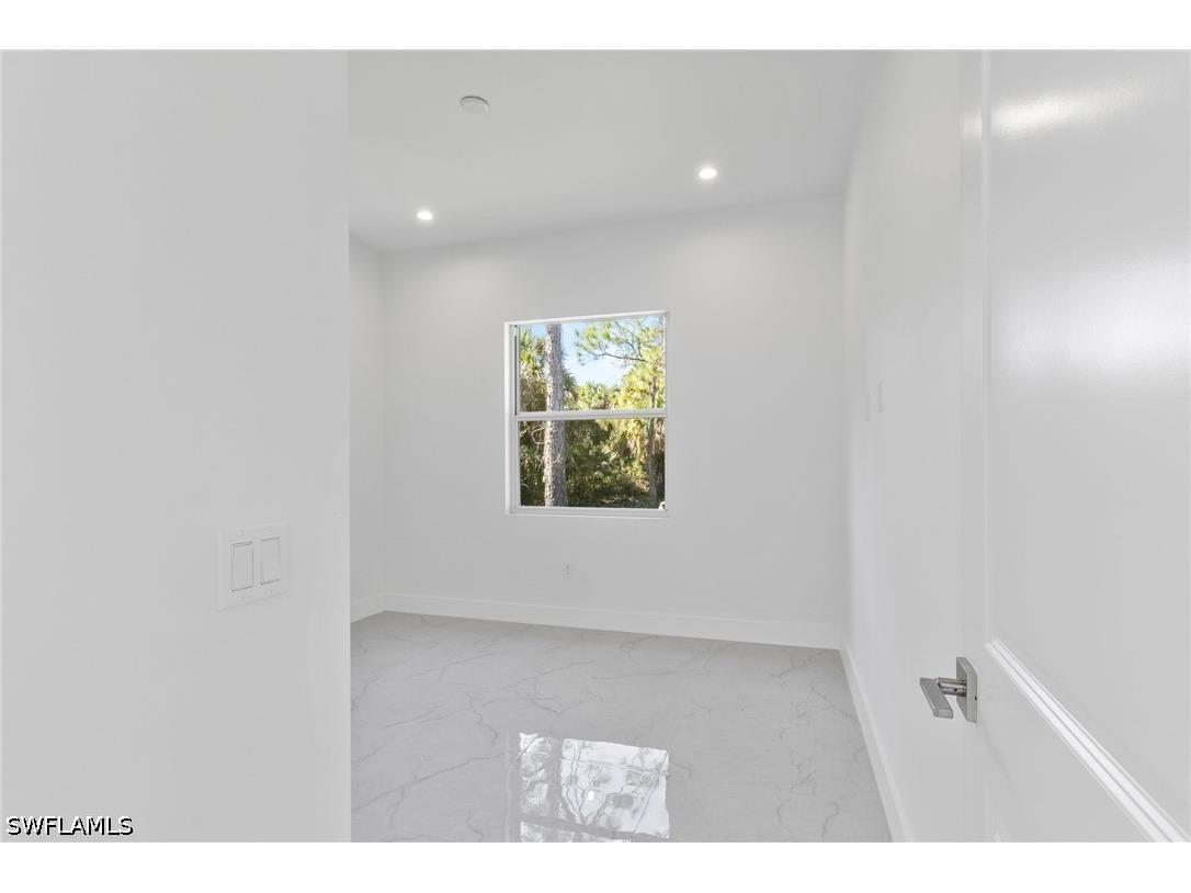 1081 Desoto Boulevard S Naples FL 34117 226018418 image15