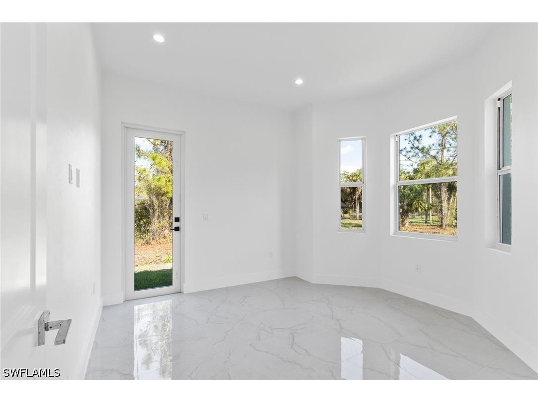 1081 Desoto Boulevard S Naples FL 34117 226018418 image17