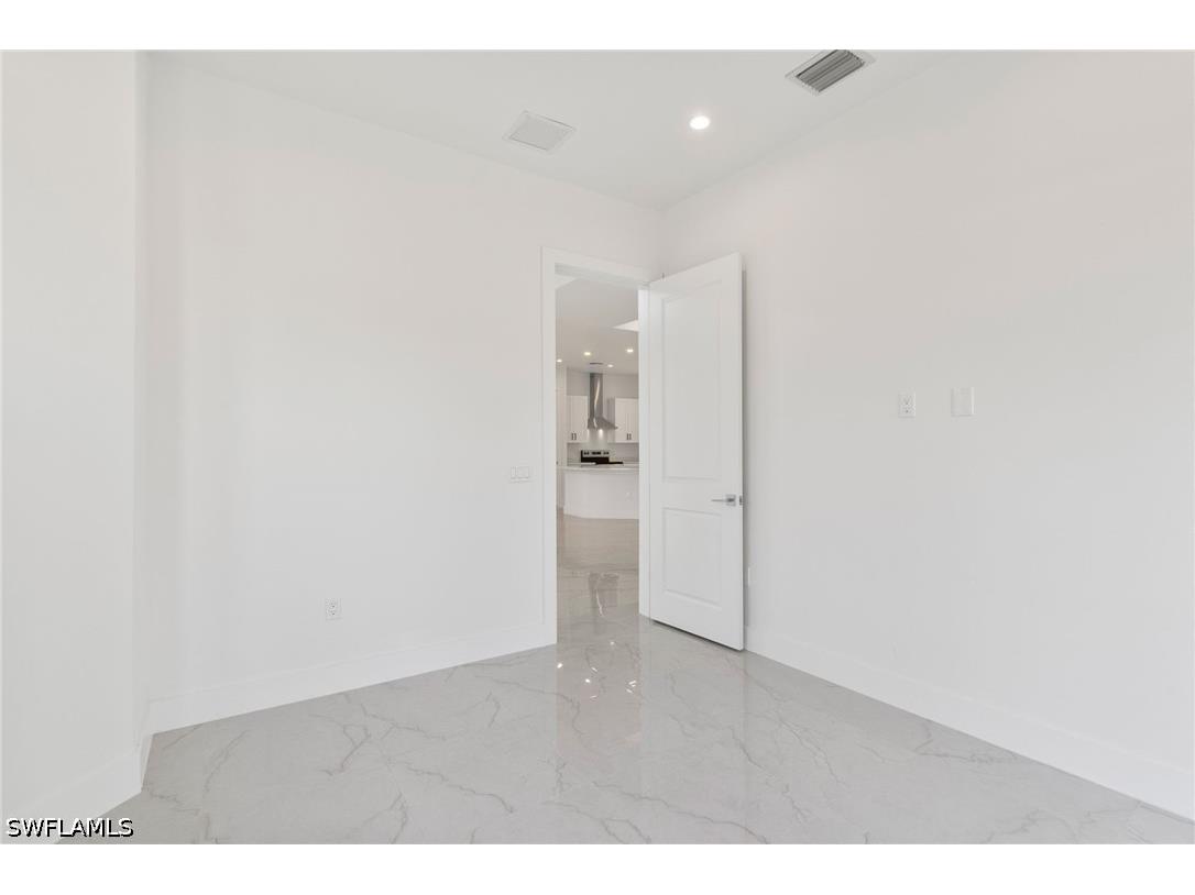 1081 Desoto Boulevard S Naples FL 34117 226018418 image18