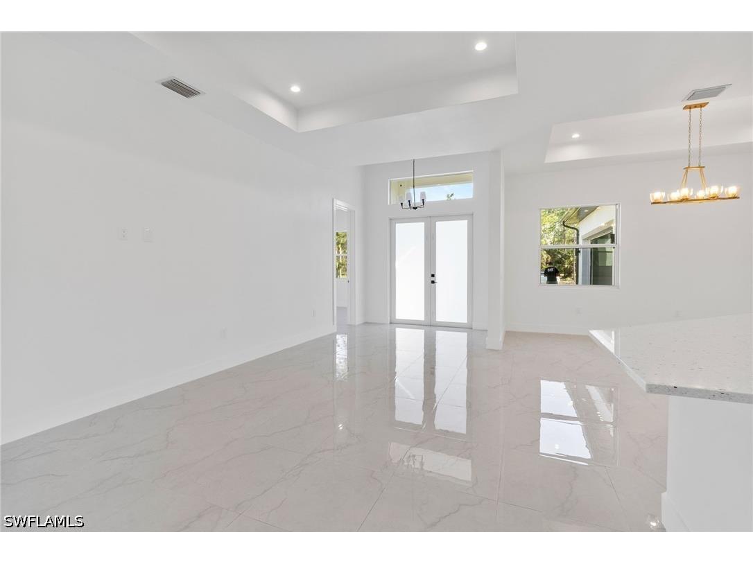 1081 Desoto Boulevard S Naples FL 34117 226018418 image8