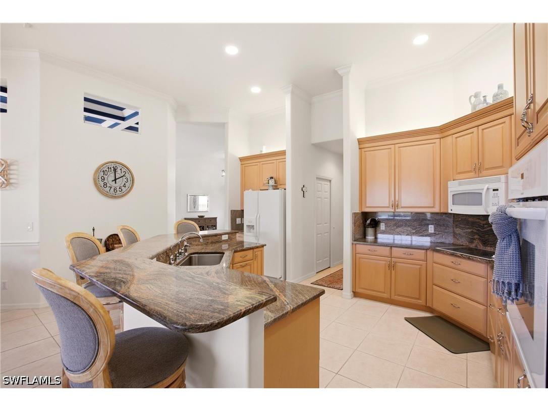 10815 Phoenix Way Naples FL 34119 226016503 image14